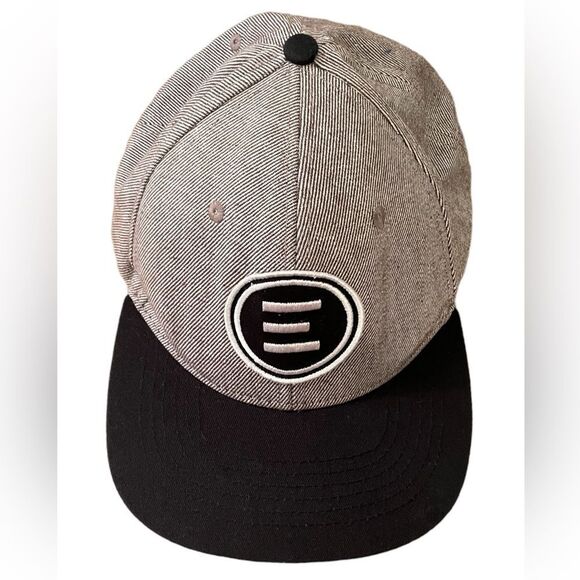 Evolve Skateboard Hat   - Picture 3 of 5